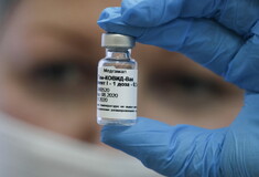 Κορωνοϊός: Η Ρωσία ενέκρινε και δεύτερο εμβόλιο - Τι ανακοίνωσε ο Πούτιν