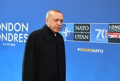 Οι ευθύνες του Ερντογάν για την κατάρρευση της τουρκικής λίρας