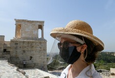 Κορωνοϊός: Ρεκόρ κρουσμάτων στην Ελλάδα - 203 μέσα σε ένα 24ωρο