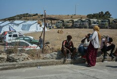 Λέσβος: Στο Καρά Τεπέ οι πρώτοι πρόσφυγες και μετανάστες - Θετικό στον κορωνοϊό βρέφος 20 ημερών