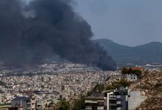 Ινστιτούτο Ερευνών Περιβάλλοντος: Πού επιβαρύνθηκε η ατμόσφαιρα από τους τοξικούς καπνούς - Σε εξέλιξη η φωτιά