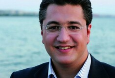Γιατί ο Τζιτζικώστας θέλει να ξαναγυρίσει τη Θεσσαλονίκη στον κατάμαυρο συντηρητισμό του παρελθόντος