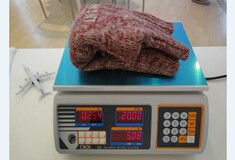 Ρούχα με το κιλό στην Θεσσαλονίκη. Τι είναι πάλι αυτό;