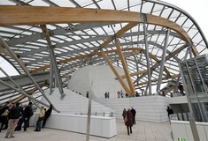  Μουσείο Louis Vuitton και η διαμαρτυρία των Γάλλων καλλιτεχνών
