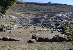 17 μαγικά αρχαία θέατρα της Ελλάδας