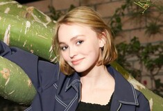 H Lily Rose Depp δεν αυτοχαρακτηρίζεται στρέιτ