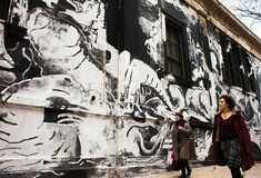 Το μέγα-γκράφιτι στο ΕΜΠ που δίχασε την πόλη