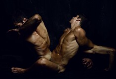 Η τερατώδης ερωτική τέχνη του Andrea Galad (NSFW)