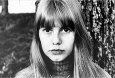  Για την Περίεργη Μπλε και Κίτρινη Lena Nyman