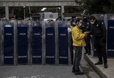 Η Ελληνική Αστυνομία στο πανεπιστήμιο: Μια γλυκιά τουρκική συνταγή