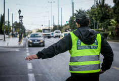 Lockdown: Πόσα άτομα επιτρέπονται στο IX και στο ταξί