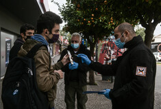 Γεωργιάδης: Γιατί δεν μπορούν να μπουν περιορισμοί στα SMS για τις μετακινήσεις