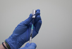 Γεραπετρίτης: Θα έχουμε περίπου 4,5 εκατ. δόσεις του εμβολίου της AstraZeneca έως τον Απρίλιο