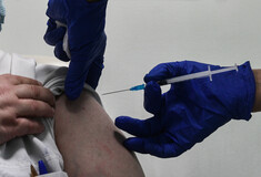 Κορωνοϊός: Πόσα εμβόλια έχουν γίνει στην Ελλάδα - Αναλυτικά οι περιοχές