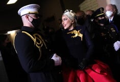 Η ιστορία του πεζοναύτη που συνόδευε τη Lady Gaga στην ορκωμοσία Μπάιντεν - Πώς επιλέχθηκε