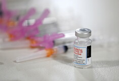 Κορωνοϊός: Ξεκινά η διανομή εμβολίων της Moderna στην Ευρώπη