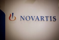 Η Novartis συζητά με άλλες φαρμακευτικές για να βοηθήσει στην παρασκευή εμβολίων για τον κορωνοϊό