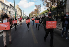 Πολυτεχνείο: Πορεία από αντιπροσωπεία του ΜέΡΑ25- Με επικεφαλής τον Βαρουφάκη
