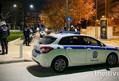 Θεσσαλονίκη: Προσαγωγές στην πλατεία Νικόπολης - Αστυνομικοί περιμετρικά του ΑΠΘ
