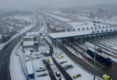 Κακοκαιρία «Μήδεια»: Έκτακτο δελτίο ΕΜΥ για επικίνδυνα φαινόμενα - Χιονόπτωση στην Αθήνα