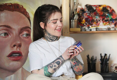 Roza Salim: «Η τέχνη του τατουάζ αποτελεί την πιο προσωπική μορφή τέχνης και αυτό-έκφρασης»