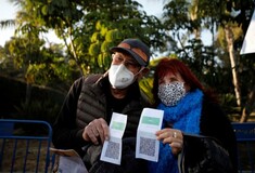 Το πράσινο πάσο: Πώς δουλεύουν τα διαβατήρια για τους εμβολιασμένους στο Ισραήλ