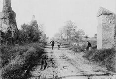Η Via Appia στη Ρώμη, και ο τάφος του Σενέκα.