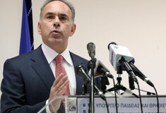 Αρβανιτόπουλος: «500 προσλήψεις έγιναν σε μια νύχτα στο ΕΚΠΑ»