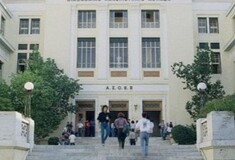 Βανδαλισμοί κουκουλοφόρων στην ΑΣΟΕΕ