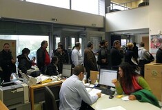 Tελικά, παράταση για τα τέλη ως την Παρασκευή