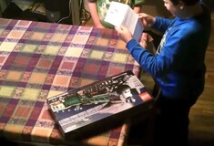 Η Lego κάνει αγόρι με σύνδρομο Ασμπεργκερ ευτυχισμένο