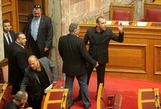 Χ.Α.: «Δεν φωνάξαμε εμείς Χάιλ Χίτλερ αλλά βουλευτής του ΣΥΡΙΖΑ»