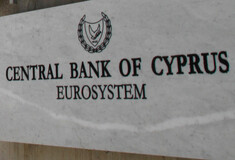 ΤΩΡΑ: Εισφορά στις καταθέσεις από 20.000 ευρώ και πάνω