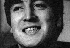 Το δόντι του Τζον Λένον