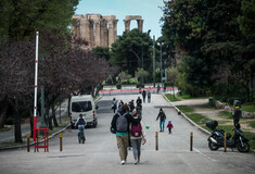 Ίσως χρειαστεί ένας μήνας ακόμα με μέτρα