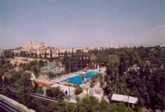 Λουκέτο στην πισίνα του Ζαππείου