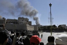 Επίθεση αυτοκτονίας κοντά στο υπουργείο άμυνας της Υεμένης