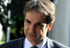 Ο Κυριάκος Μητσοτάκης δεν θα ψηφίσει τον Παυλόπουλο