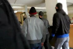 Στη δημοσιότητα βίντεο από την επιχείρηση κατάληψης των γραφείων του ΣΥΡΙΖΑ