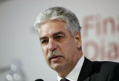 Αυστριακός ΥΠΟΙΚ: «Να συζητήσουμε ένα ομαλό Grexit»