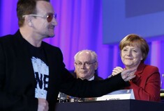 Bono: «Η Τρόικα μας πήδ…ξε αλλά τα καταφέραμε"