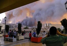 500 σπίτια και εκατοντάδες στρέμμα στην πύρινη λαίλαπα της Χιλής