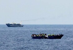 49 μετανάστες νεκροί από ασφυξία σε αμπάρι αλιευτικού