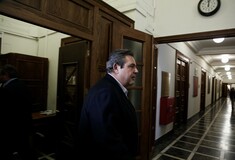 Καμμένος σε Γεωργιάδη: Εσείς στα τέσσερα