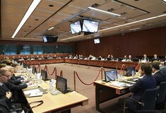H Koμισιόν παρεμβαίνει με πρόταση για συμφωνία