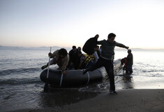 Λέσβος: Συνελήφθη 30χρονος με 14 μηχανές από βάρκες προσφύγων