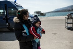 Μουζάλας: Τα παιδάκια να τα αγαπάμε κι όταν δεν είναι πνιγμένα
