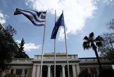 Reuters: Η Ελλάδα θα μπορούσε να αναβάλει την καταβολή της δόσης στο ΔΝΤ