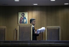 Αίτημα για αλλαγή χώρου από τη Χρυσή Αυγή