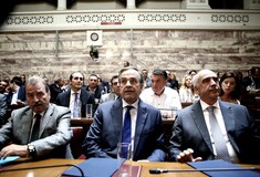 Ν.Δ.: Να κληθεί στην εξεταστική άμεσα ο Βαρουφάκης
